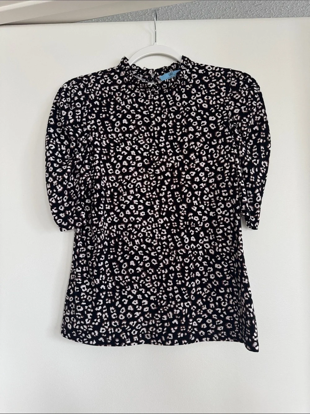Never Worn Cheetah Cap Sleeve Top